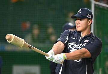 ２試合連続で本塁打を放ったアン・ヒョンミン
