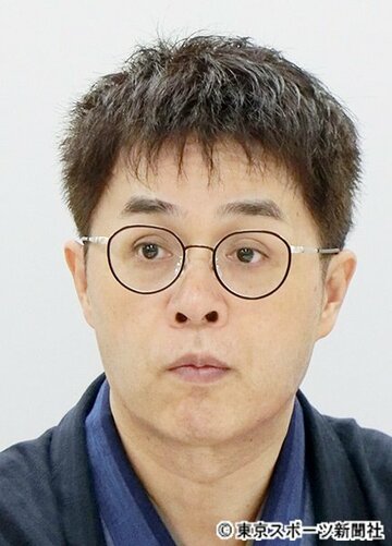  落語家の立川志らく（