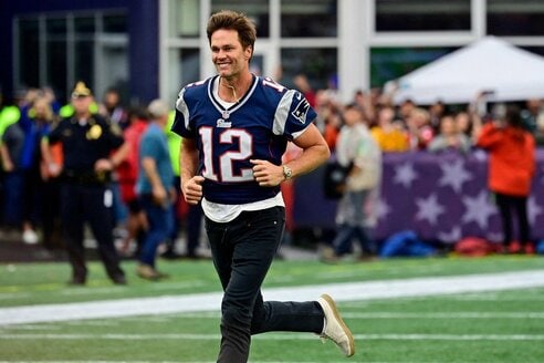 NFL元スーパースター、トム・ブレイディのベースボールカードが
