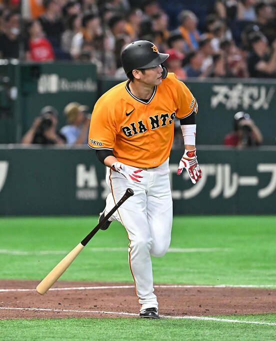 4回に強烈な同点5号ソロを放った巨人・坂本勇人