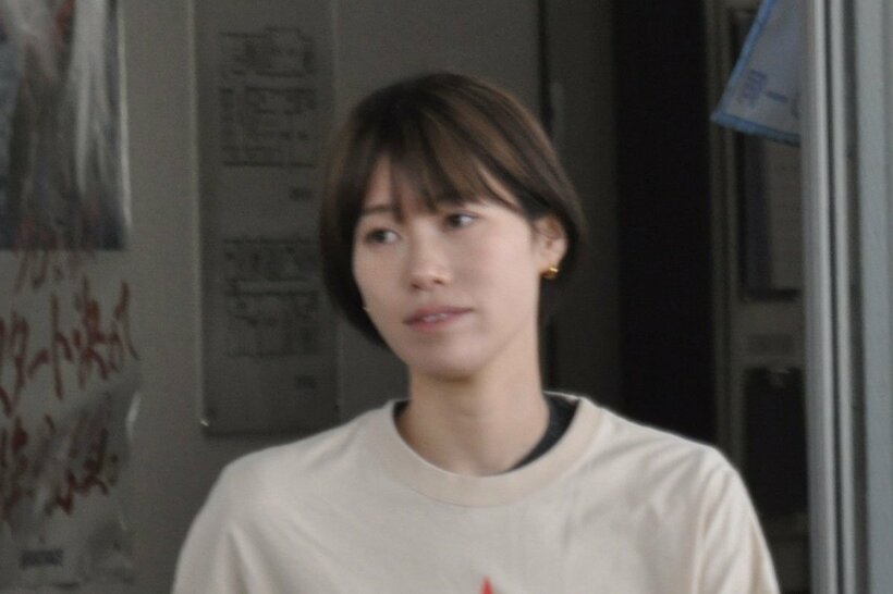 倉持莉々