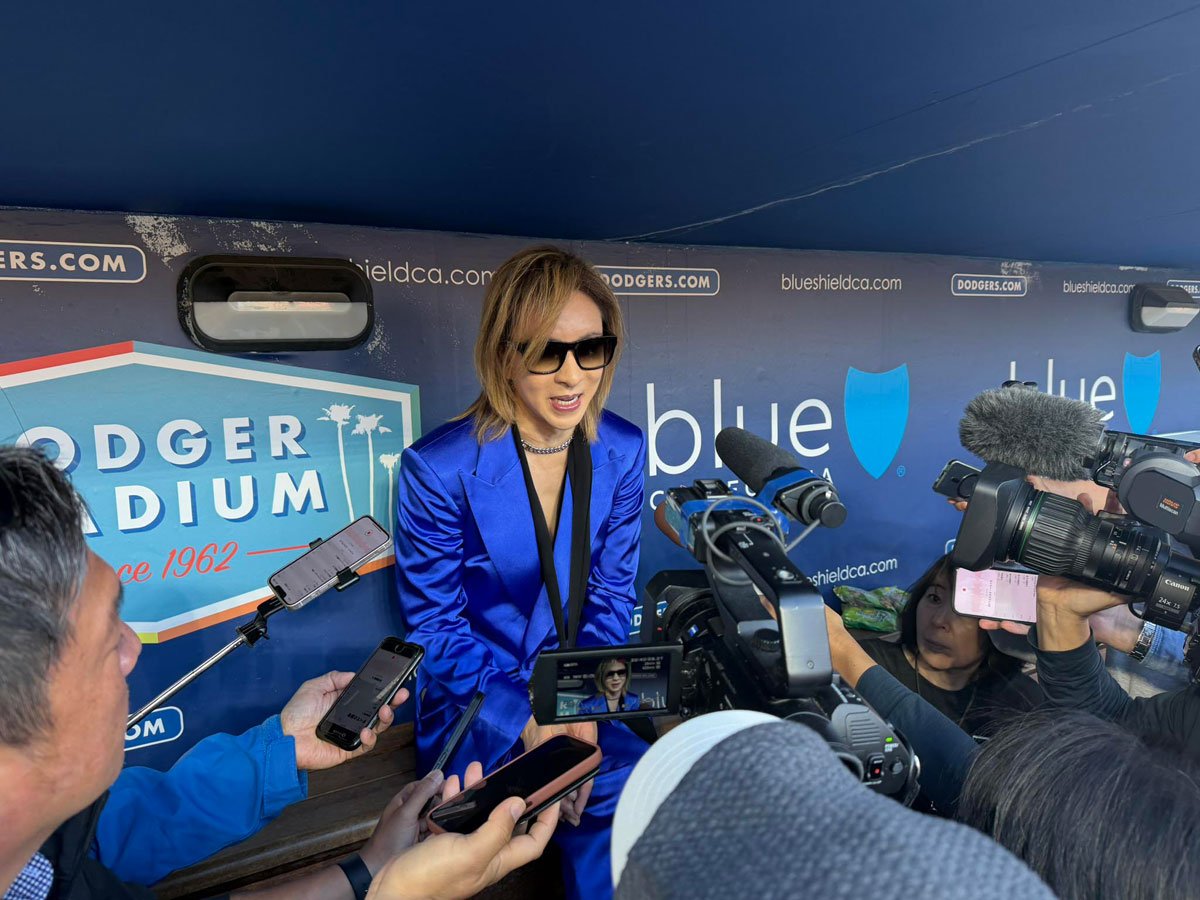 ドジャース】YOSHIKI ドジャー・スタジアムで米国国歌演奏 