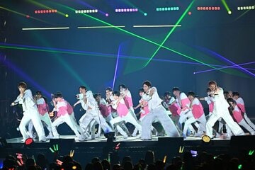 堂本光一が書き下ろしたデビュー曲披露するふぉ～ゆ～