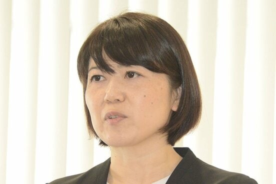 小川晶氏