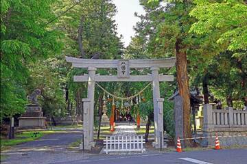 「からしいなり」は松本市の筑摩神社で行われる篝火神事と関わりがあるとされる