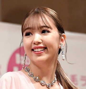  藤田ニコル（東スポWeb）