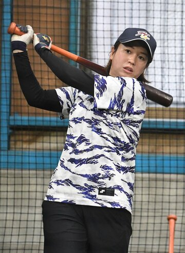  シャープなスイングは兄・慎吾譲りだ（東スポWeb）