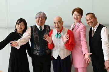 左からミンチスキー東、リピート山中、桂雀三郎、桜花昇ぼる、ボルケーノ赤木