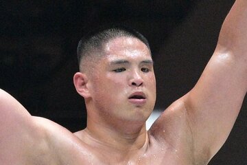 逮捕された貴賢神
