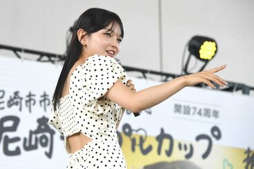 ノリノリでトークショーを行った福留光帆