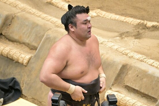 千秋楽目前で痛い星を落としてしまった霧島