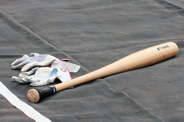 話題の魚雷バット（ロイター）