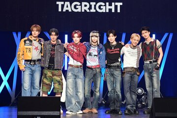 （左から）前田大輔、ジェイ、今井魁里、小林大悟、西山智樹、若松世真、岸波志音