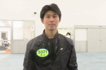 エース機を味方に、初勝利を目指す早川颯太