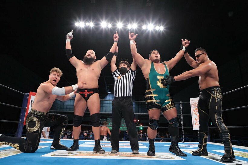  オーカーン(左から２人目)の「勢い」が、ユナイテッドエンパイアにも追い風となりそうだ