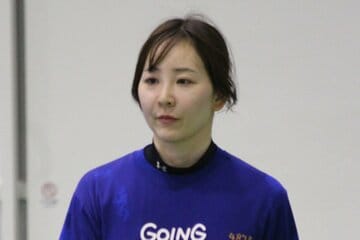 西岡育未