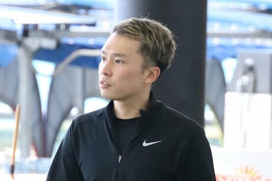 村松栄太
