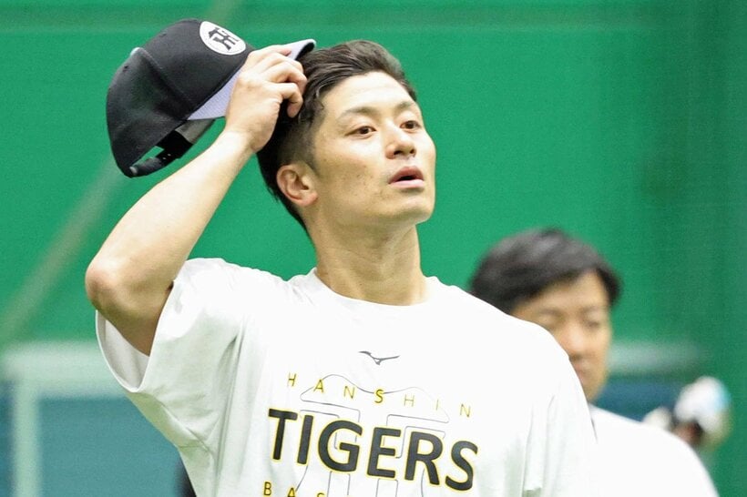 楽天戦が中止となり、室内練習で９日からのソフトバンク戦に備えた阪神・坂本誠志郎
