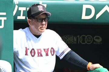 春夏通算３７勝目をマークした広陵・中井監督