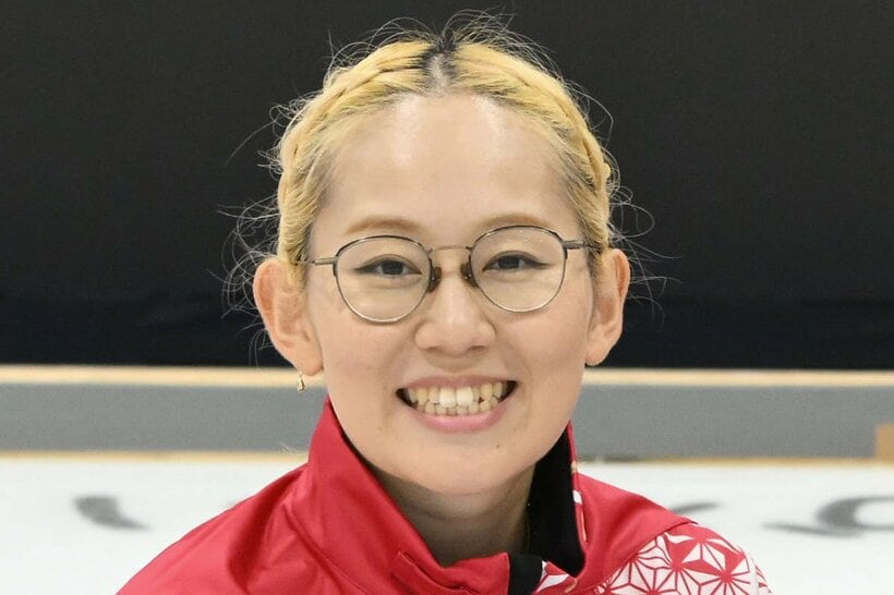 小穴桃里（©JCA）