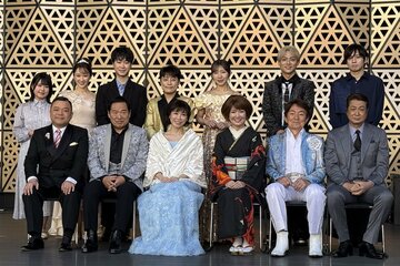 夜桜演歌祭りの出演者たち