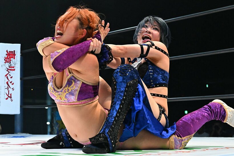 リーグ戦終盤では姫ゆりあ(左)を下した安納サオリ。表情にも自信がみなぎってきた
