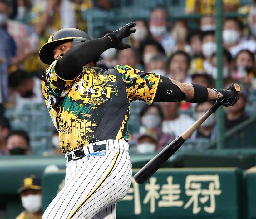  バットで勝利に貢献した阪神・マルテだが…（東スポWeb）
