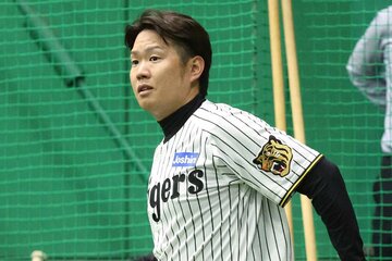 久々の一軍登板に腕をぶす阪神・西勇輝