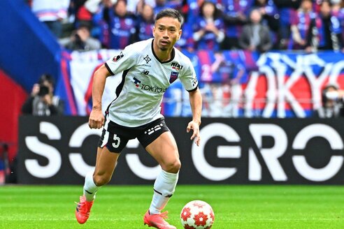 長友佑都 FC東京と契約更新も期間は半年 意気込みはひと言「正面突破