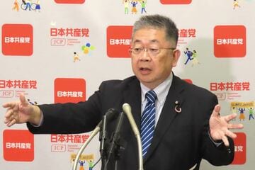 福岡県議会の議席奪還の必要性を語った小池晃氏
