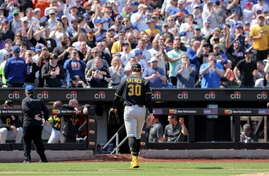 メッツとの開幕戦で１回もたずに降板したパイレーツのポール・スキーンズ（ロイター）