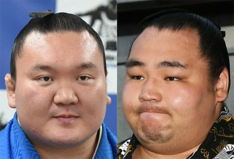  窮地の白鵬(左)と鶴竜