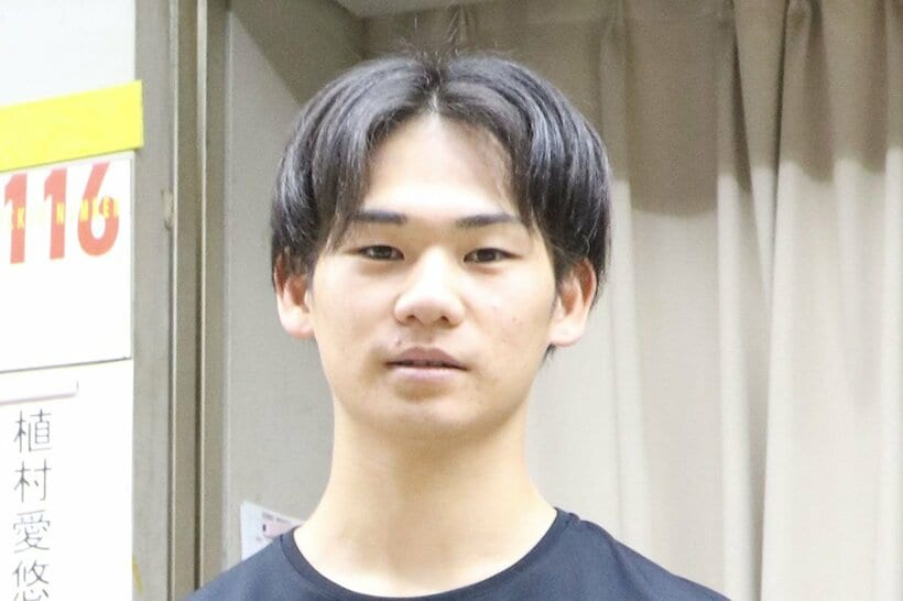 植村愛悠斗