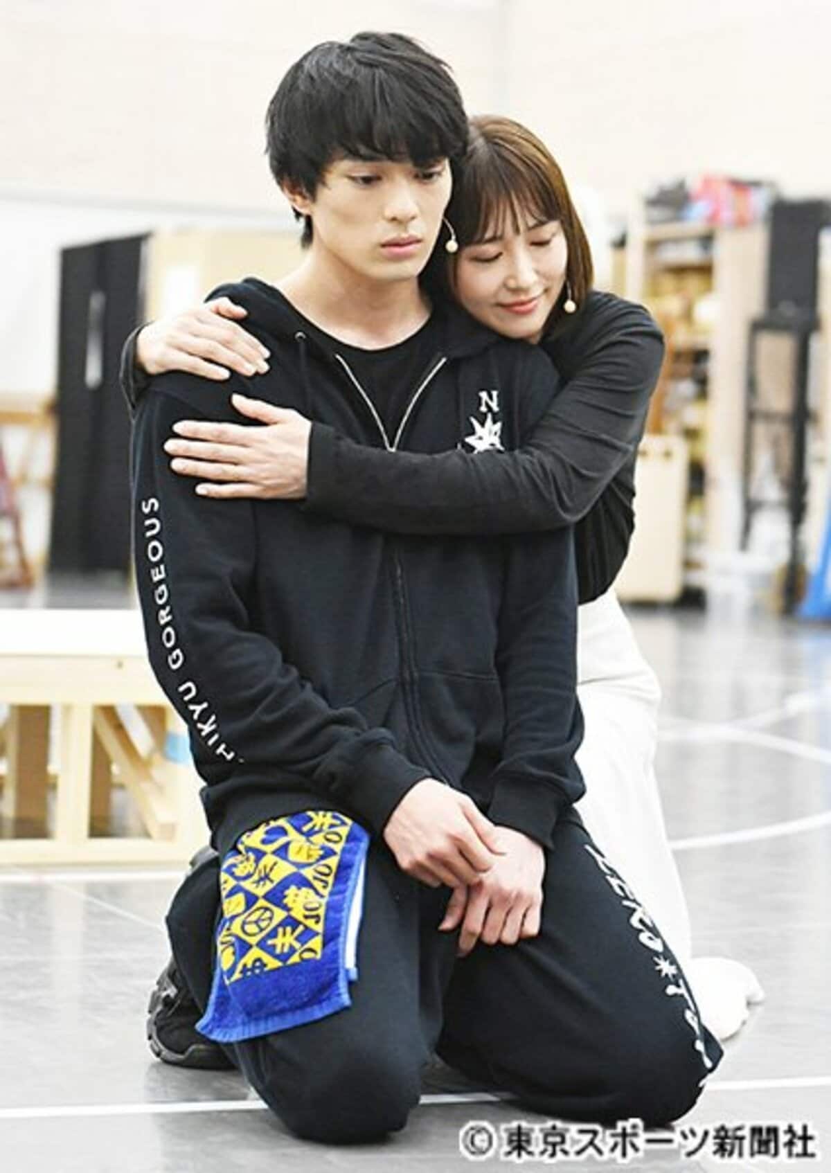 新田真剣佑 お母さん