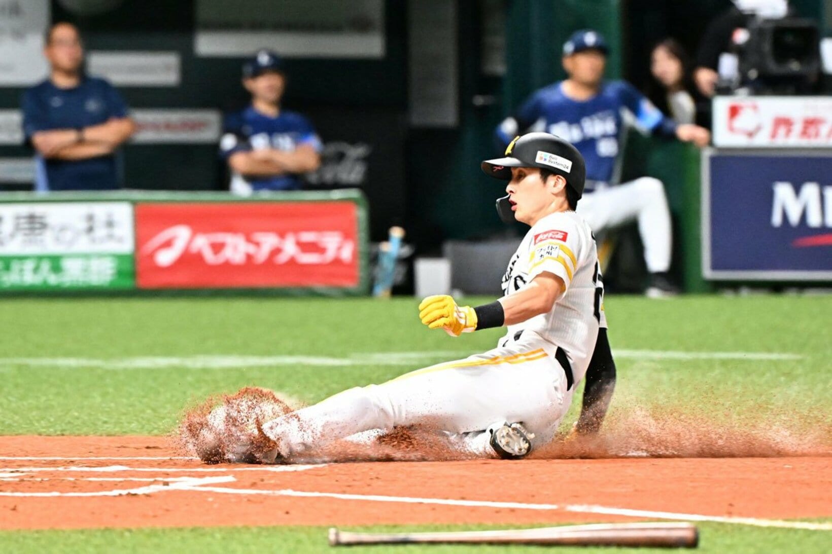 初回、好走塁連発で先制のホームを踏んだソフトバンク・周東佑京