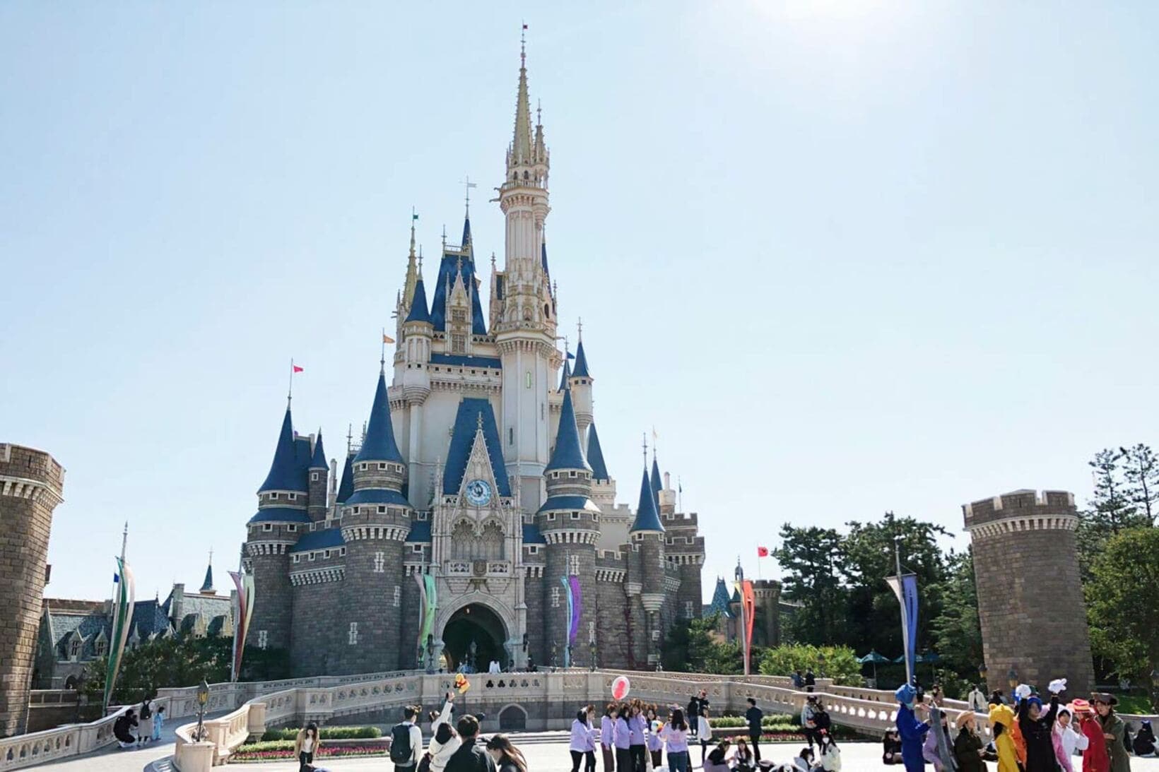 東京ディズニーランドは10月からチケット価格を引き上げる