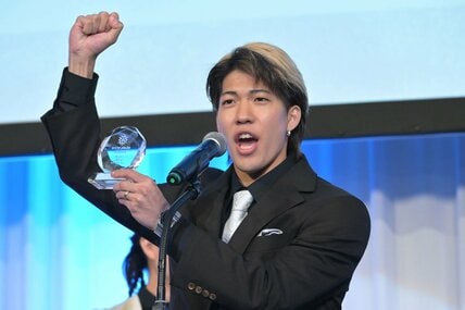 優勝選手賞を受賞した二階堂蓮