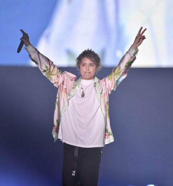 手越祐也