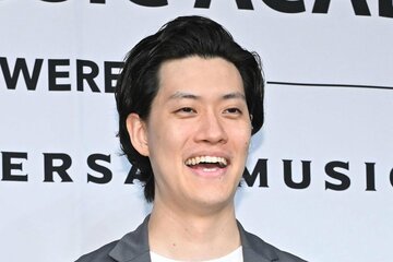 霜降り粗品
