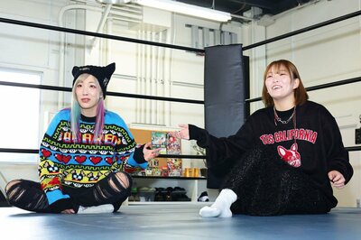 写真：【新春対談】ウナギ・サヤカ 女子プロレス大賞・Sareeeに