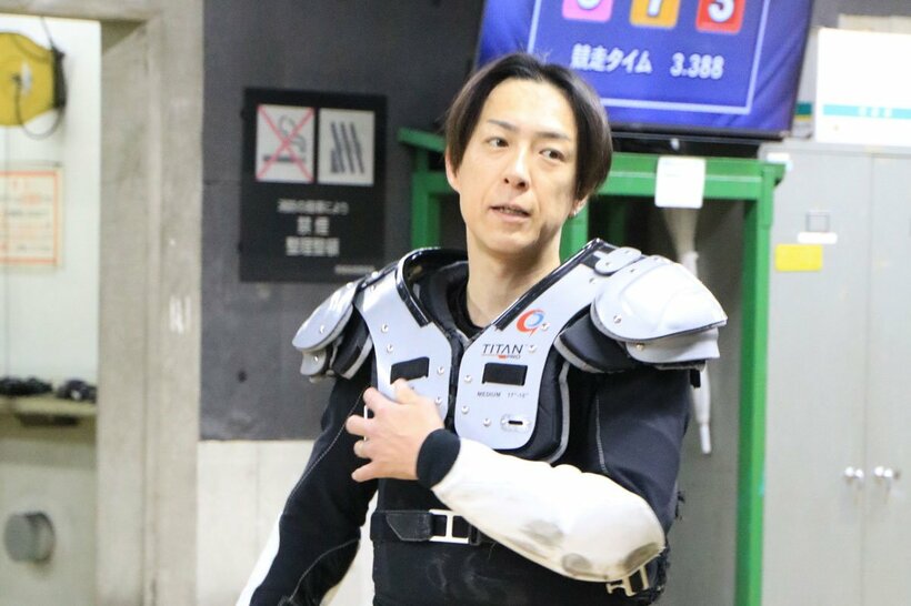 機力十分の丹村飛竜