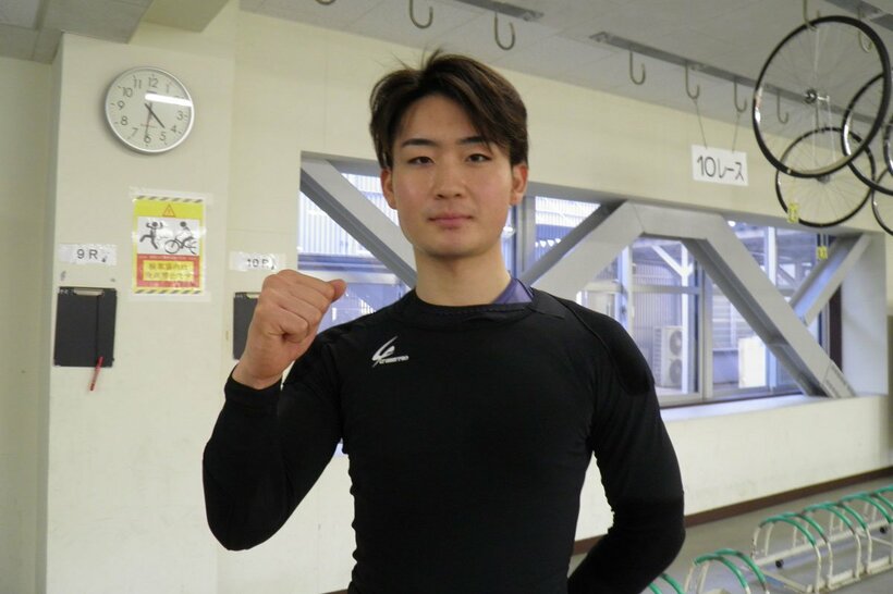 昨年９月以来の優勝を飾った山崎歩夢