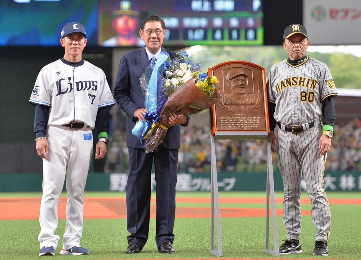 田淵幸一氏が西武―阪神戦で殿堂入りセレモニー「思い出深い球場で