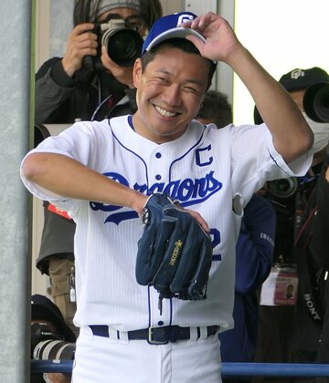  ブルペンで汗を流した中日・大野雄（東スポWeb）