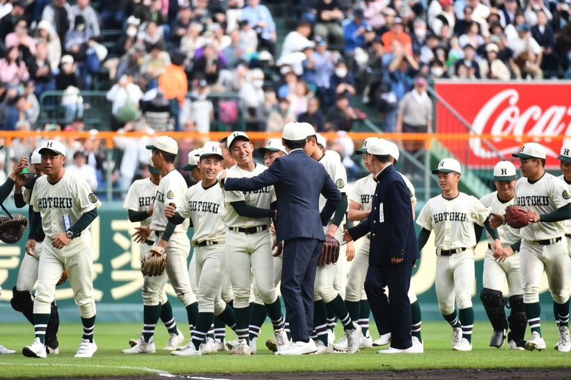 喜ぶ報徳学園