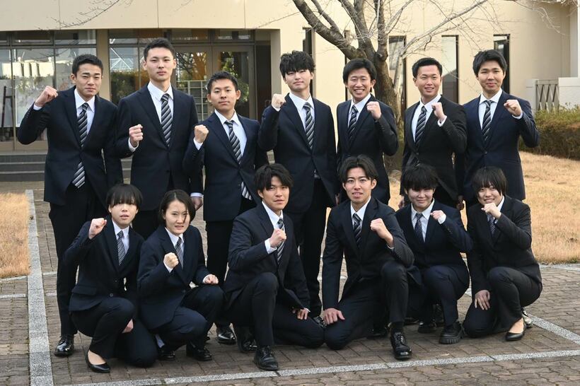 ３９期生１３人は今月１４日から順次デビューする