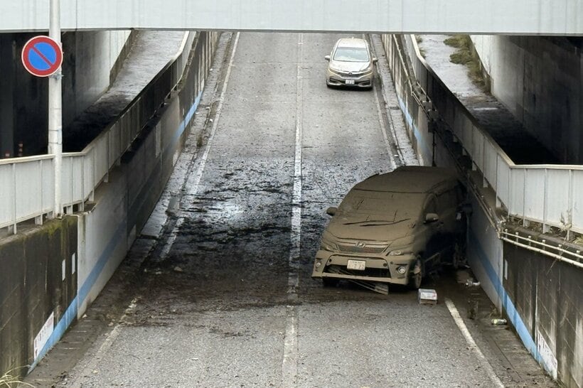 走行不能で放置されている車（千葉市内）