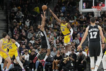 スパーズ戦に出場した八村塁（ロイター＝USA　TODAY　Sports)