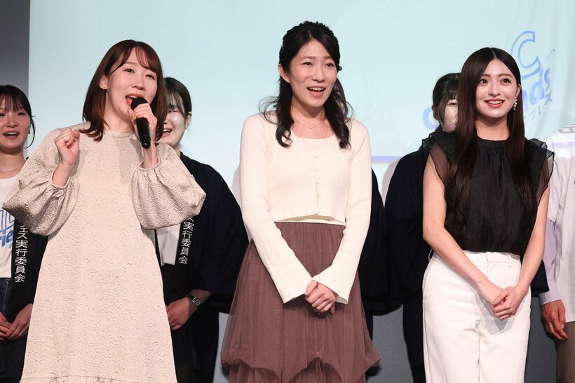左から佐々木未来、太田いず帆、佐藤七海