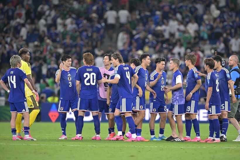 チュニジア戦に快勝した日本代表の選手たち